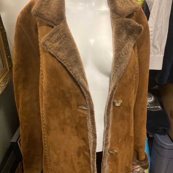 Bloomingdales Shearling Coat Size 14/16 FINAL DROP. - Picture 14 of 16